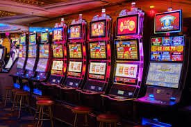 Meja Speed Baccarat live dealer platform hugo togel dengan dealer profesional dan kartu yang jelas